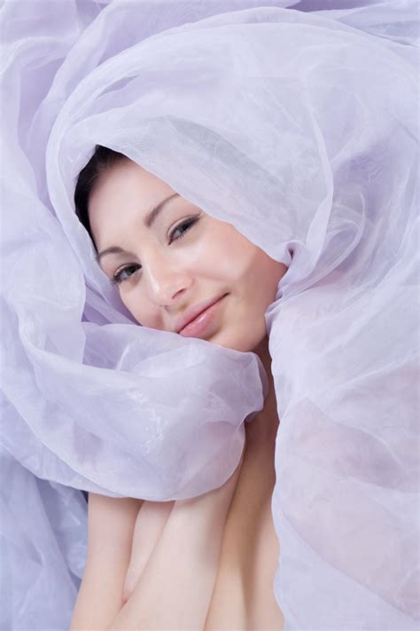 Tube Dupe Erotic Beauty Lavender Nude