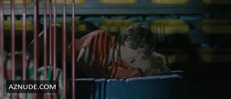 Maschi Contro Femmine Nude Scenes Aznude
