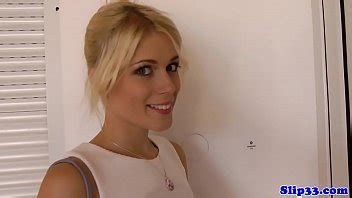 Elegante Eurobabe Chupando La Polla De Los Jubilados XVIDEOS