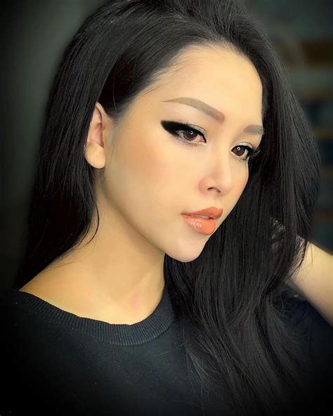 I Ng C S Ng Hot Mom N Y L I Th Ch Ki U Trang I M M I B Ng Nh Y