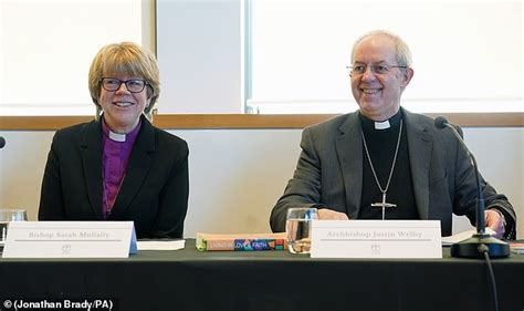 Justin Welby Rules Out Personally Performing Blessings For Same Sex Couples Daily Mail Online