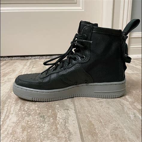 Dark Green Air Forces Gem