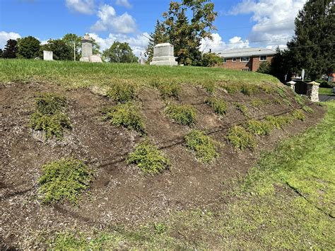 Tales from the Towpath: In Memoriam: Where We Say Goodbye: Place 25