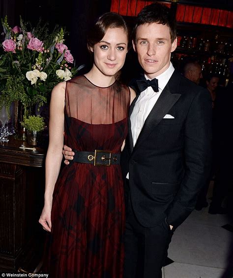 Eddie Redmayne 2025: Wife, net worth, tattoos, smoking & body facts