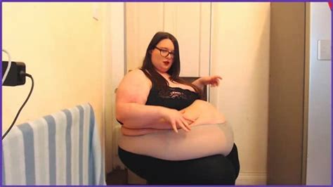 BBW SSBBW SLOW MOTION BELLY BODY JIGGLES MOVES SSBBW LADYBRADS Clips Sale