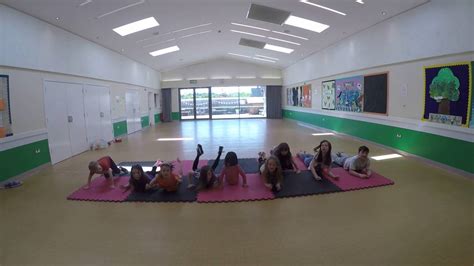 Street Dance The Worm Youtube