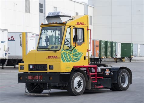 DHL US fleet now encompasses 50 Orange EV yard trucks - electrive.com