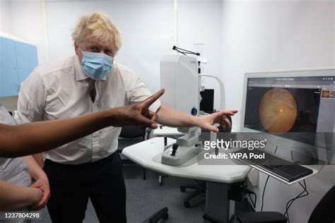 55 Finchley Memorial Hospital Stock Photos High Res Pictures And