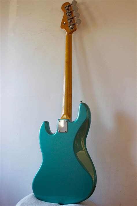Fender Japan '62 Reissue Jazz Bass JB62-58 Ocean Turquoise Metallic 20
