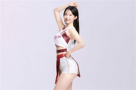 Vẻ đẹp tựa búp bê của hot girl xứ sở kim chi Tạp chí Doanh Nghiệp Việt Nam