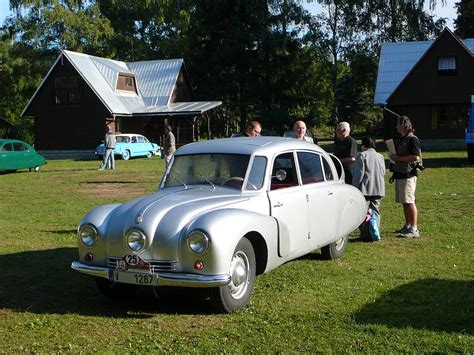 Barva renovované Tatry 87 - Ankety - Tatra klub