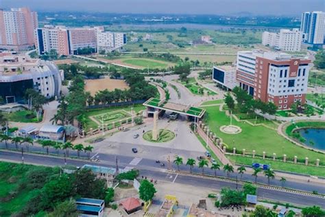 Vit Chennai Campus Life Clubs Activities And More Review By Pydisetty