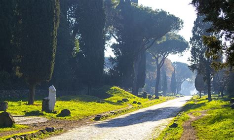 The Via Appia Antica: the ancient street of commerce - Romamirabilia