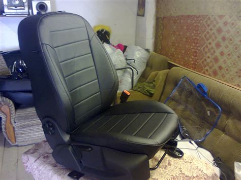 Чехлы автопилот — Ford Focus Hatchback III, 2 л, 2012 года | стайлинг ...