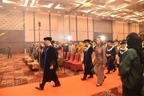 Universitas Mercu Buana Gelar Wisuda Ini Pesan Rektor Untuk Para Mahasiswa