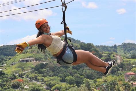 Rainforest Zipline In The El Yunque Foothills