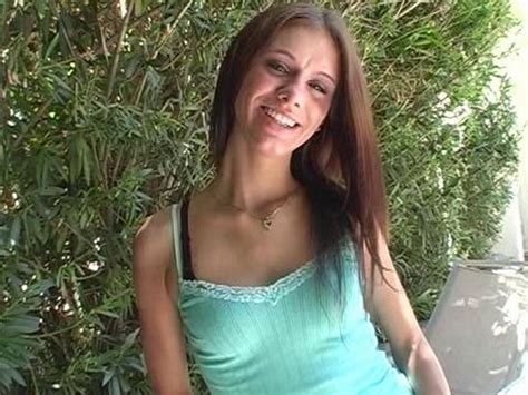 Isabella Amour Super Sizes Her Twat Lethal Hardcore