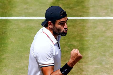 Italian IOC chairman: "Berrettini lost only against Djokovic on grass