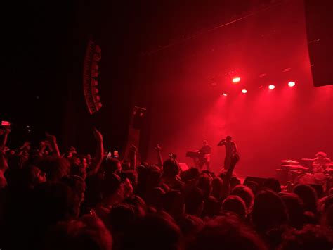 Angry fans protest the rialto theater tucson over recent ticket fees 6