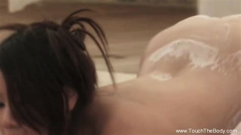 Korean Milf Relaxes His Body Massage And Relaxing