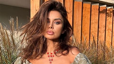 Natalia Siwiec W Bikini Pozuje U Boku Mamy