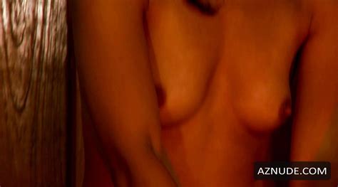 Evelyn Vinyl Nude Aznude