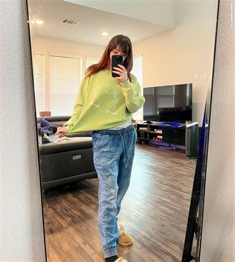 EmiliaNSFW Emiokok Emiok Emiliani Nude OnlyFans Leaks Fappening FappeningBook