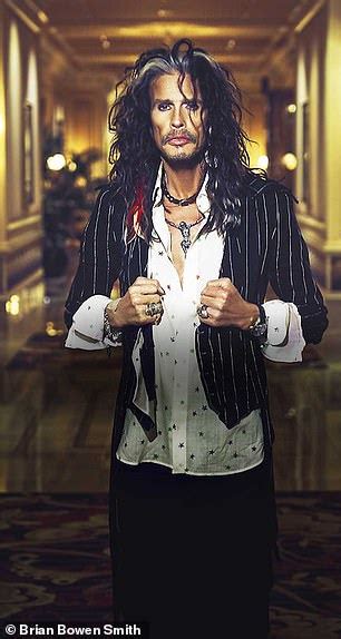 Steven Tyler Shows Off His Age Defying Physique In COMPLETELY NUDE Photo Shoot Daily Mail