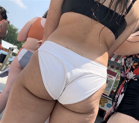 Sexy Girl And Some Nice Asses In Bikinis Beach Bikini Forum