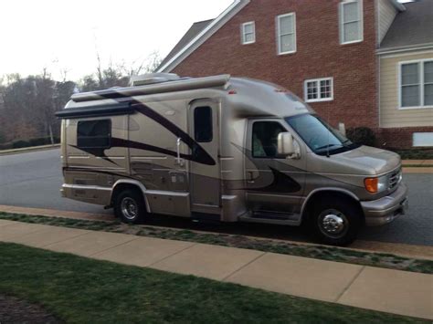 2008 Used Coach House Platinum Xl 232 Xlfd Class C In Virginia Va