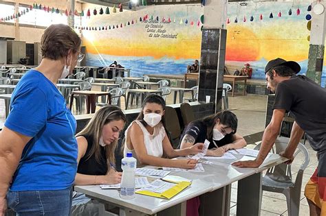 Popula O De Rua Sa De E Assist Ncia Social Garantem Imuniza O Contra