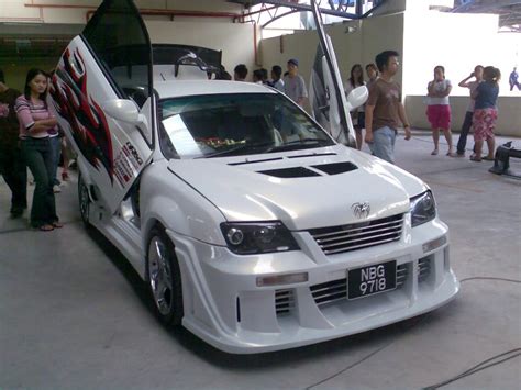 ☻sAsI_mUrUhAn☻ : PROTON WAJA MODIFIED