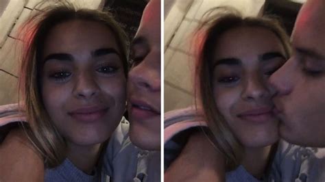 Hot Sexy Caroline Alvares Bikini Pics