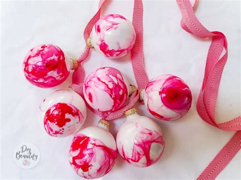 30 Diy Holiday Decor Projects You Can Make Hazel Gold Designs