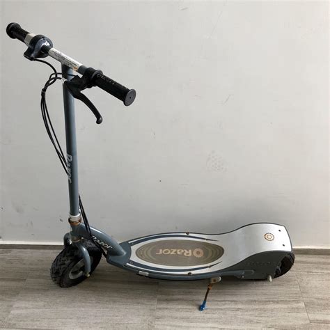 Used Razor E300 Electric Scooter Sports Equipment Pmds E Scooters And E Bikes Other Pmds