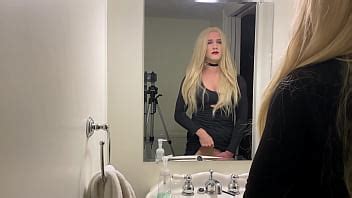 Hot Blonde Crossdresser Shows Cock Xnxx