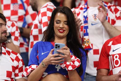 Musisz to zobaczyć Skąpe bikini u gwiazdy mundialu