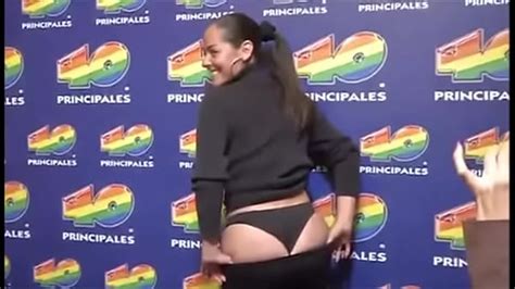 RetoTanga Enseñando la tanga con Andrea García 480P XVIDEOS