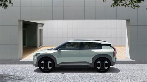 Kia Ev Electric Small Suv Concept Breaks Cover