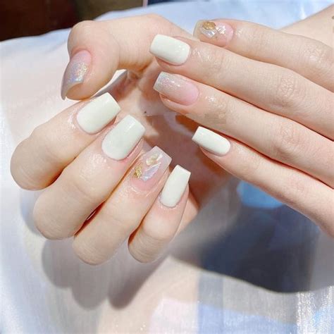 Nail Tr Ng K T H P M U Nude K Nguy N L M P