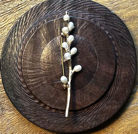 Artisan Michael Michaud Pussy Willow Brooch Brushed Goldtone Cultured