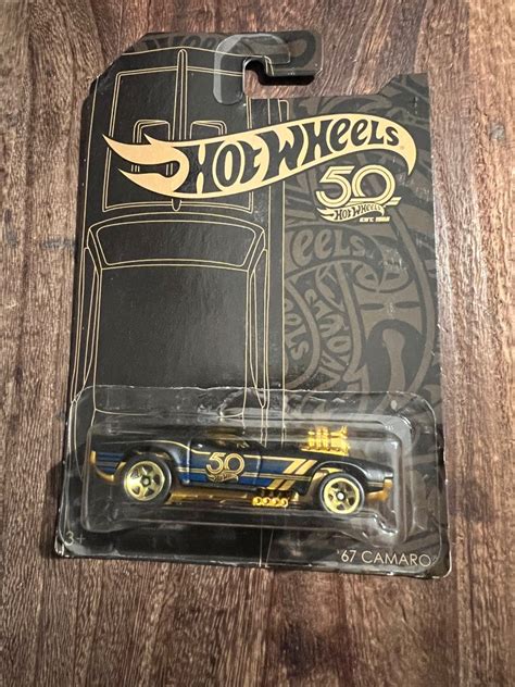 Hot Wheels th Black and Gold Camaro 興趣及遊戲 收藏品及紀念品 明星周邊 Carousell