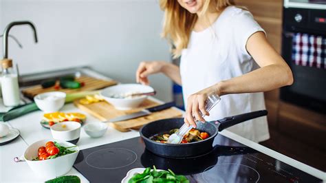 Eating home-cooked meals can add years to your life 