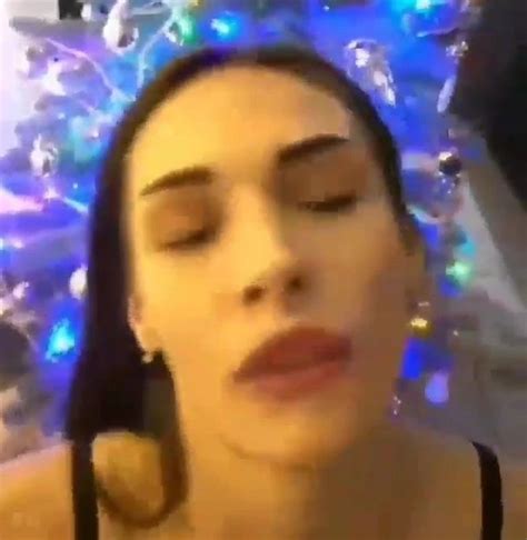 Hot Girl Gives Christmas Gift Blowjob Blowjob Porn XHamster