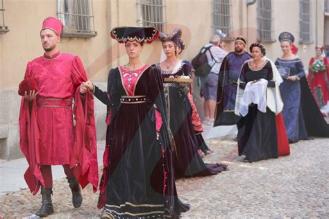 La Fotogallery Del Palio Di Asti La Sfilata Del Corteo Storico La