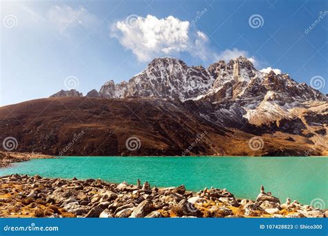 View To Gokyo Lake Dudh Pokhari Peak Gokyo Ri Himalayas Stock Image