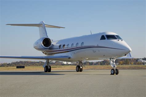 Gulfstream G450: Charter & Informationen | Private Jet Charter