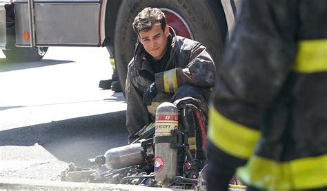 Chicago Fire Cast Leaving Twitter After Losing Blue Checkmark Pd Med