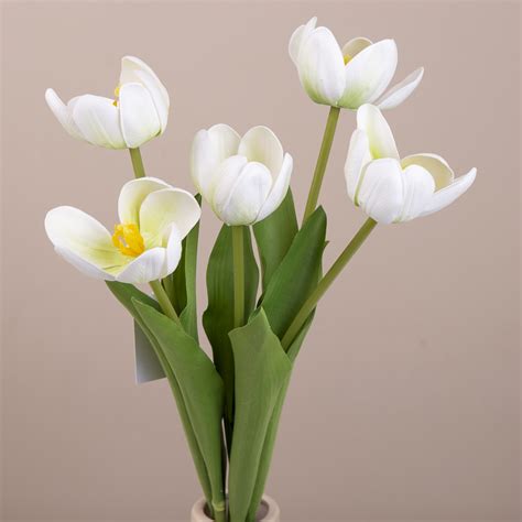 Тюльпаны белые в букетах купить. Купить цветы из латекса Украина