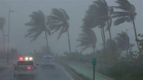 El Hurac N Irma Golpea El Caribe Y Puerto Rico Y Se Aproxima A Florida